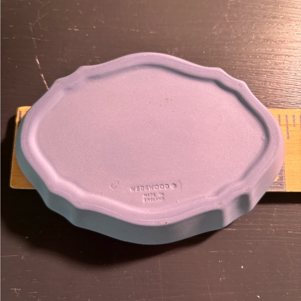Blue Jasperware Trinket Dish with White Relief - Picture 3 of 4